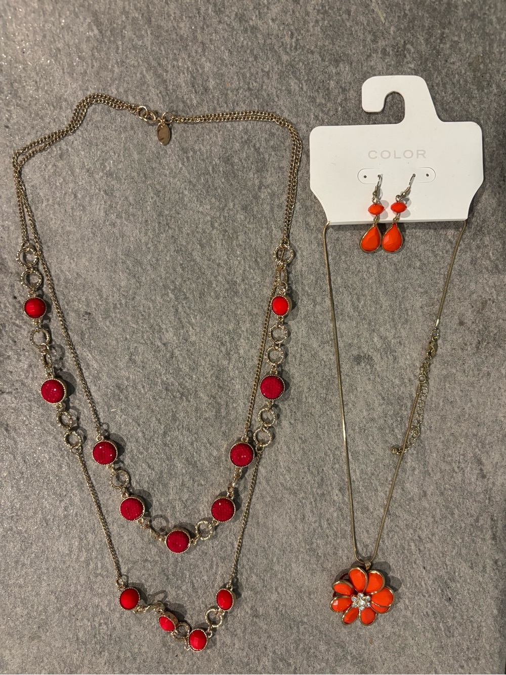 Gold-Tone MultiStrand Red Orange Bead Necklace Orange Flower Pendant Earring Set